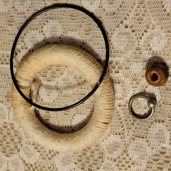 16 Piece Macrame/Weaving Craft Supplies - Picture 9 of 13